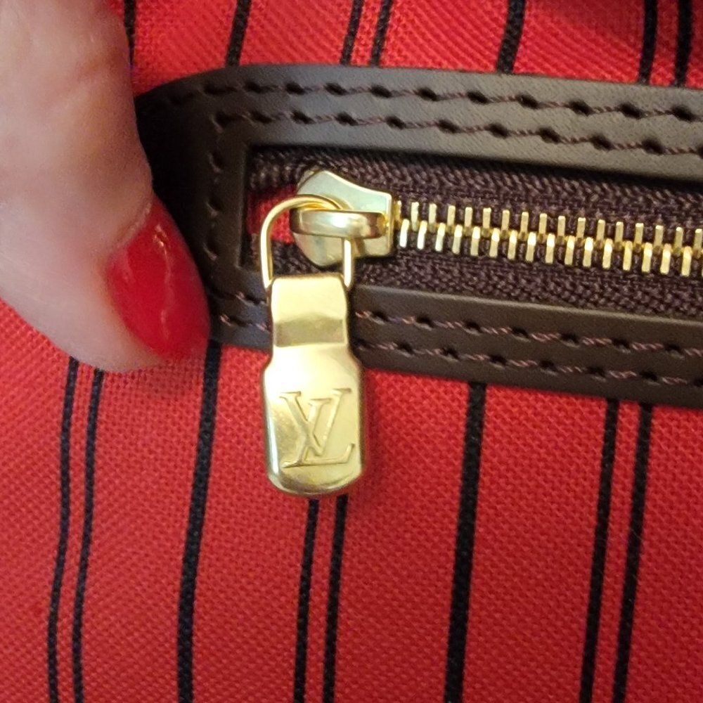 ❌❌ SOLD ❌❌  Louis Vuitton Neverfull GM in Damier Ebene‎ (no pouch) - Picture 10 of 15
